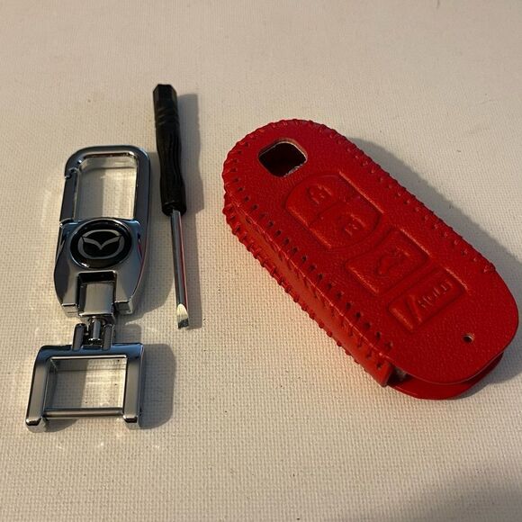 Mazda Key Fob Keychain in metal & Fob Case Cover in Red Leather NWT - Picture 2 of 8